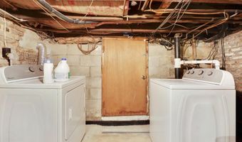 24 E HAMBURG St, Baltimore, MD 21230