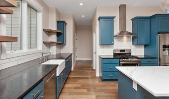 5247 Harvest Rd, Ames, IA 50014