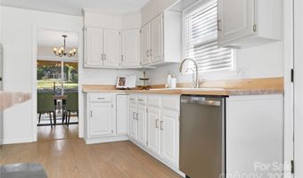 77 Dillingham Rd, Asheville, NC 28805