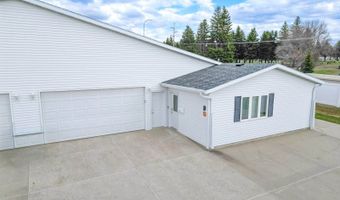 3015 Colorado Dr, Bismarck, ND 58503