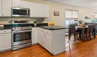 17 Sewell St, Ashland, MA 01721