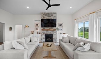 2309 NW 29th St, Ankeny, IA 50023