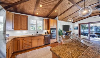 85 Ahekolo St, Kihei, HI 96753