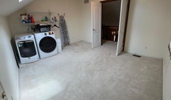 1 LONNIE Ct, Bear, DE 19701