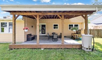 24 Rosewood Dr, Amherst, NY 14221