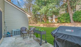 86 Bradford Ct, Aberdeen, NJ 07747