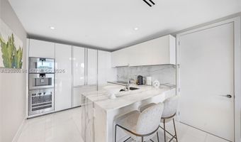 10201 Collins Ave 305, Bal Harbour, FL 33154