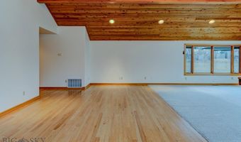 297 Big Timber Loop Rd, Big Timber, MT 59011