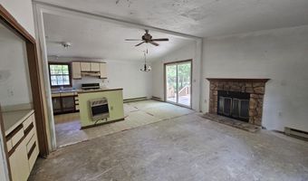 12 Larch Ln, Albrightsville, PA 18210