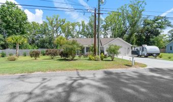 5005 Dogwood St, Beaufort, SC 29906