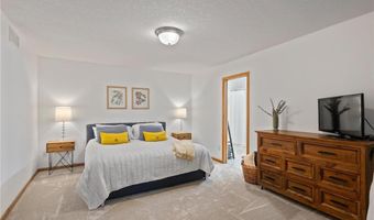 15224 Swallow St NW, Andover, MN 55304