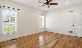 1291 Central Ave, Johnston, RI 02919
