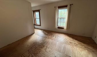 927 Carver St, Brandon, VT 05733