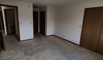 1727 W Hawkes St 8, Arlington Heights, IL 60004