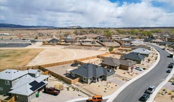 2212 Windrow Dr, Fernley, NV 89408