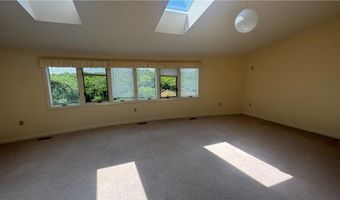 1501 Beacon Hill Rd, Block Island, RI 02807
