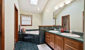 106 Good Luck Ln, Adams Twp., PA 16046