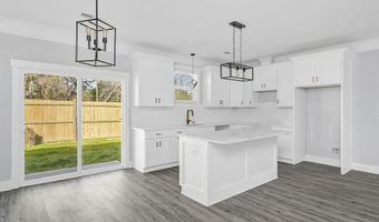 551 Park St, Batesburg, SC 29070