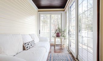 10 Bull St, Newport, RI 02840