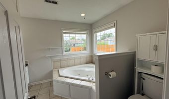 927 Jasara Cir, Baldwin City, KS 66006