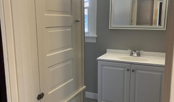 1222 20th Ave, Altoona, PA 16601