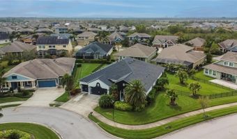 6927 CRESTPOINT Dr, Apollo Beach, FL 33572