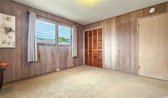 1418 Kuahaka St, Pearl City, HI 96782