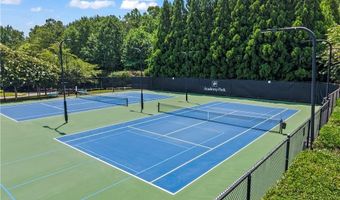 2424 Loxford Ln, Alpharetta, GA 30009