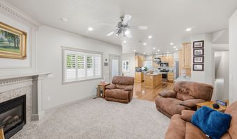 914 N 400 W, Centerville, UT 84014