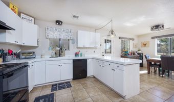 327 S Pima Ln, Benson, AZ 85602