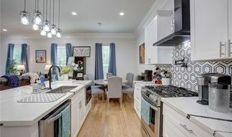 1913 MEHLE St, Arabi, LA 70032