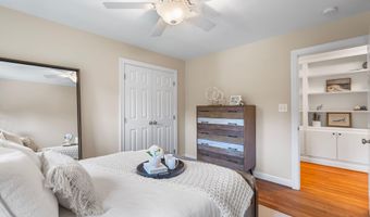 7713 Summercrest Dr, Apex, NC 27539