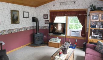 19 Chase Rd, Baileyville, ME 04694