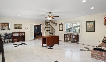 5512 DUNSMORE Rd, Alexandria, VA 22315