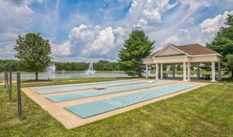 19 Fountain View Dr, Barnegat, NJ 08005