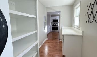 30 Barnwell Dr, Beaufort, SC 29907