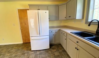 427 Muscadine Trl, Baskerville, VA 23915