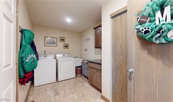 961 Industry Rd, Atwater, OH 44201