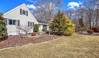 121 Jenckes Hill Rd, Lincoln, RI 02865