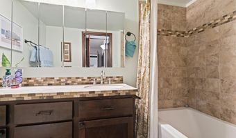 75-6016 ALII Dr 302, Kailua Kona, HI 96740