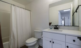 2524 NE Purcell Blvd, Bend, OR 97701