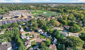 2211 Brittany Ct, New Brighton, MN 55112