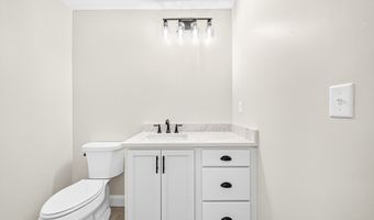 6 Mchugh Ave, Billerica, MA 01821