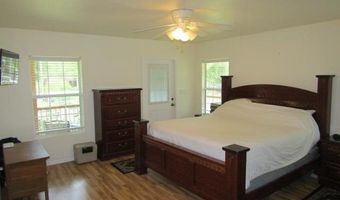 2600 30th St, Bell, FL 32619