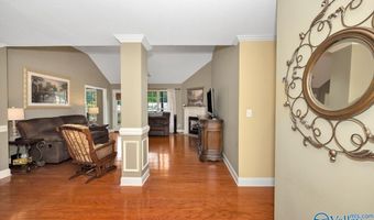 1420 Summerchase Ln, Albertville, AL 35951