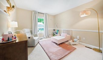 5 LINDEN SPRING Ln, Bear, DE 19701