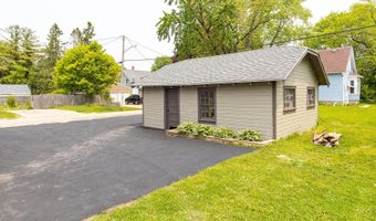 912 N RICHMOND St, Appleton, WI 54911