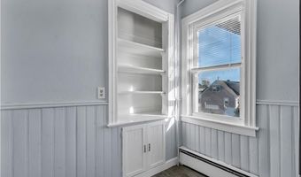 78 Old Oak Ave 2, Cranston, RI 02920