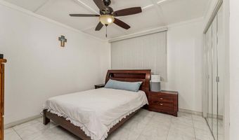 396 Kahiki St, Kahului, HI 96732