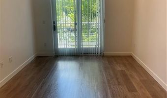 29 Burgess Pkwy 203, East Providence, RI 02914